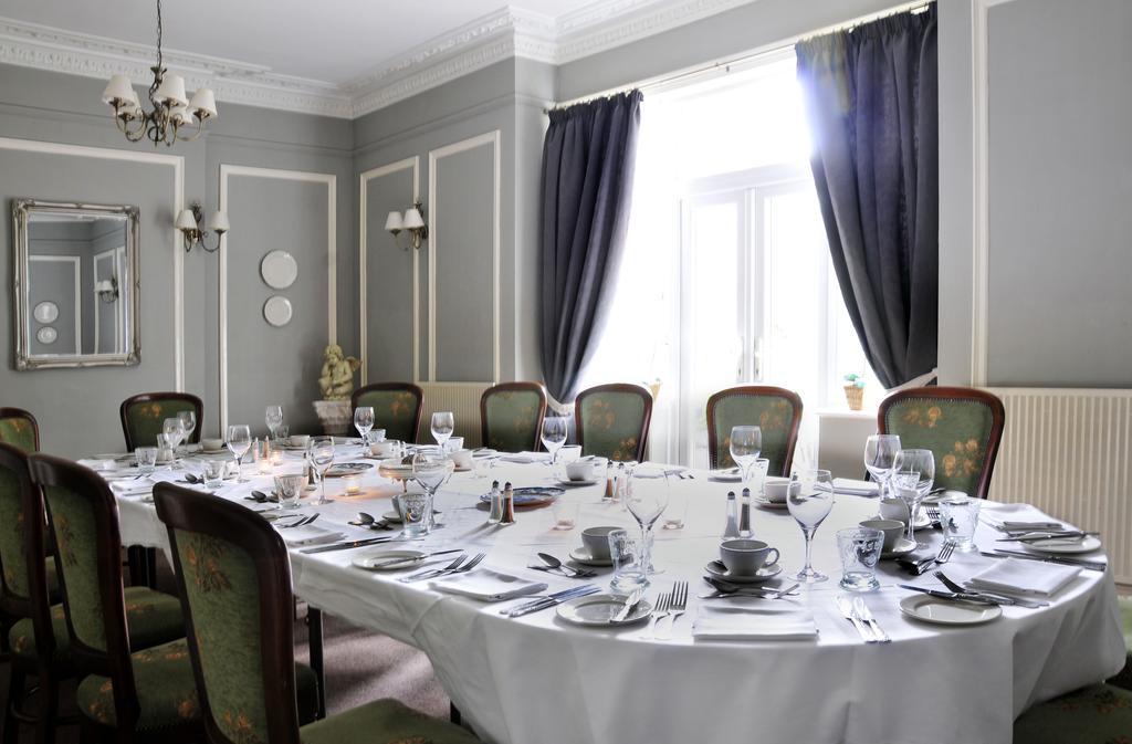 Chalk Lane Hotel Epsom Extérieur photo