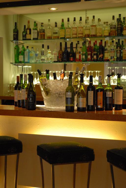 Chalk Lane Hotel Epsom Extérieur photo